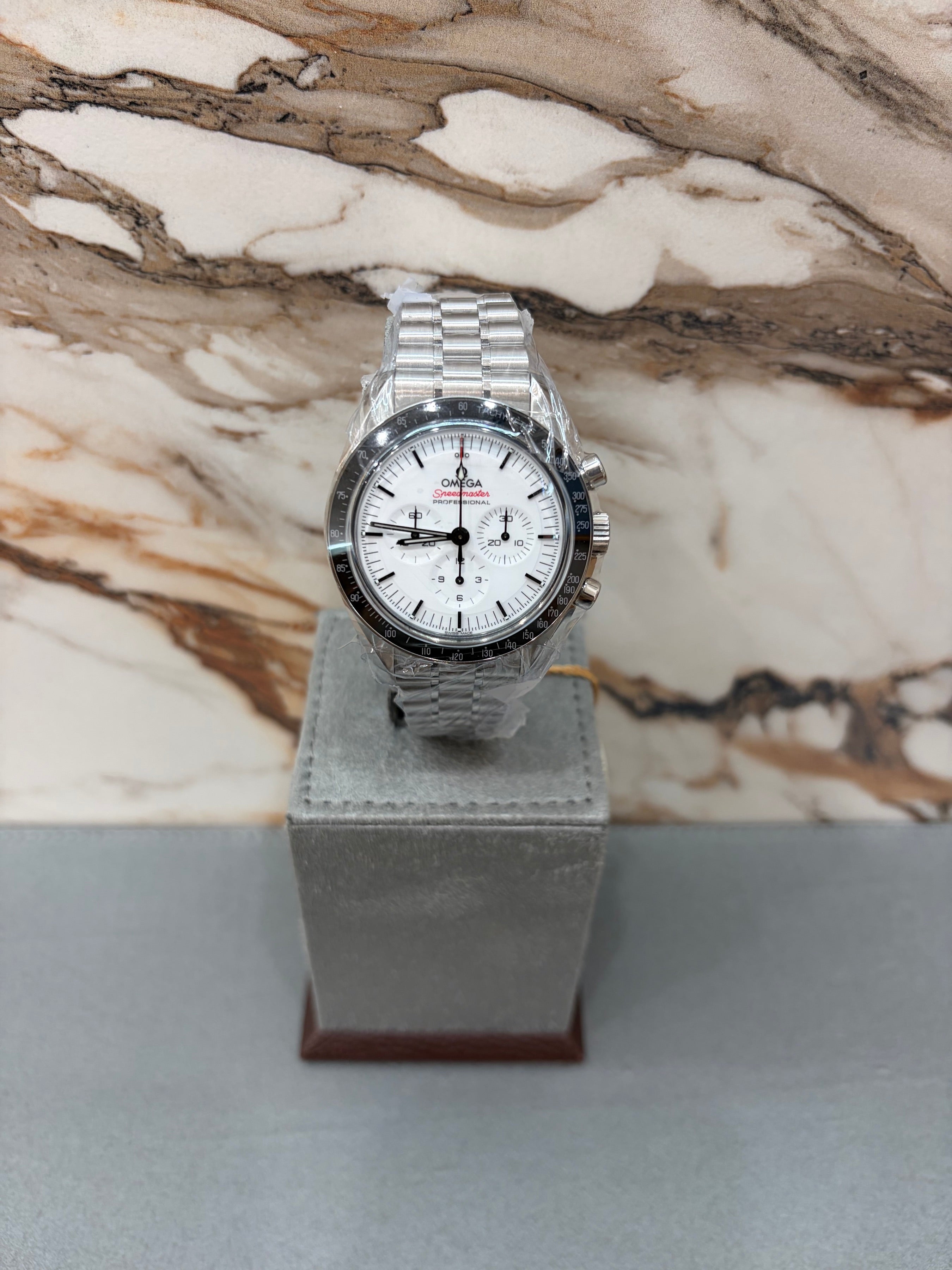 Omega Speedmaster Moonwatch Professional White