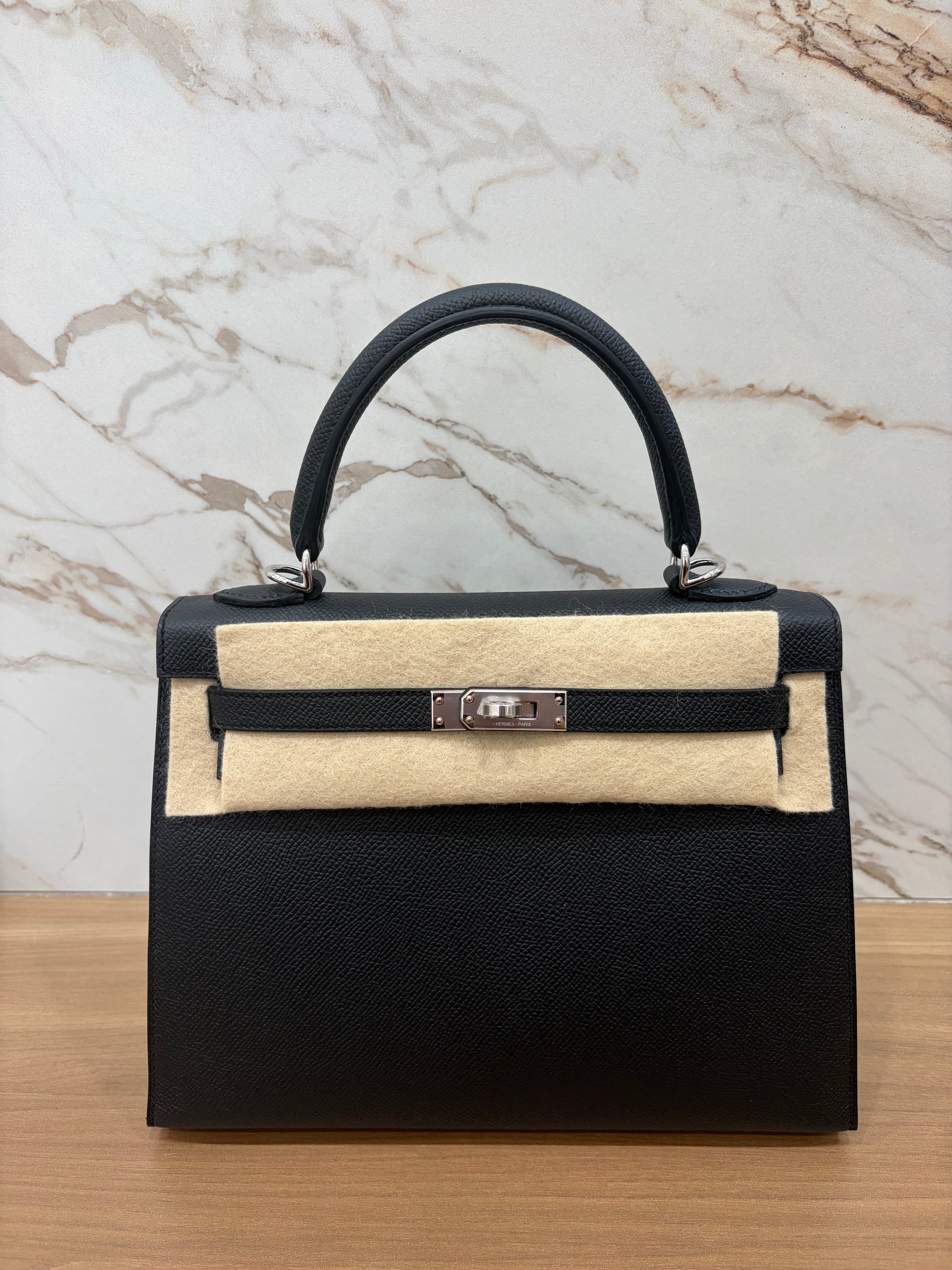 N/A Kelly 25 Epsom Noir Silver Hardware