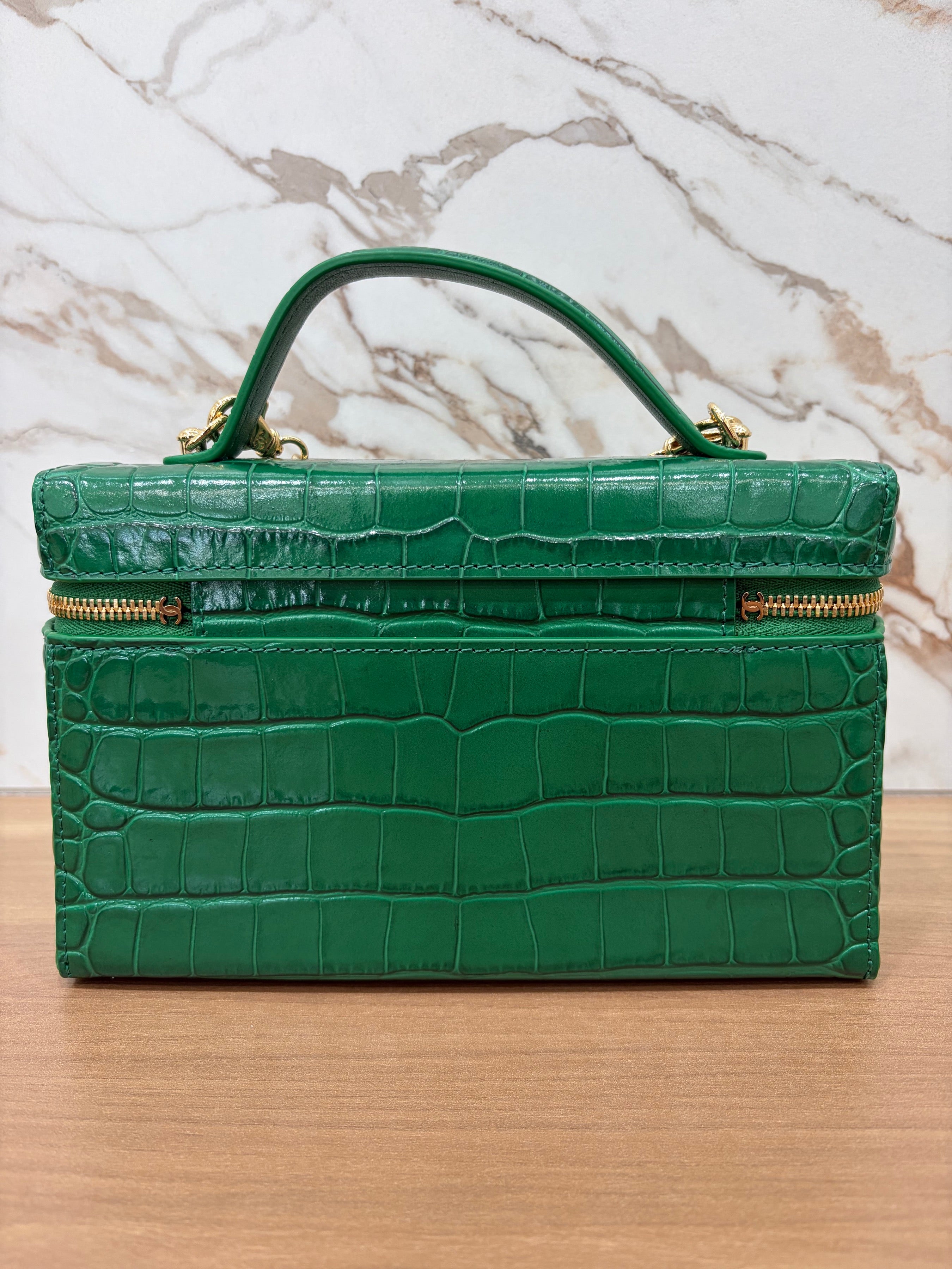 N/A Chanel Green Crocodile Calfskin Vanity with Chain