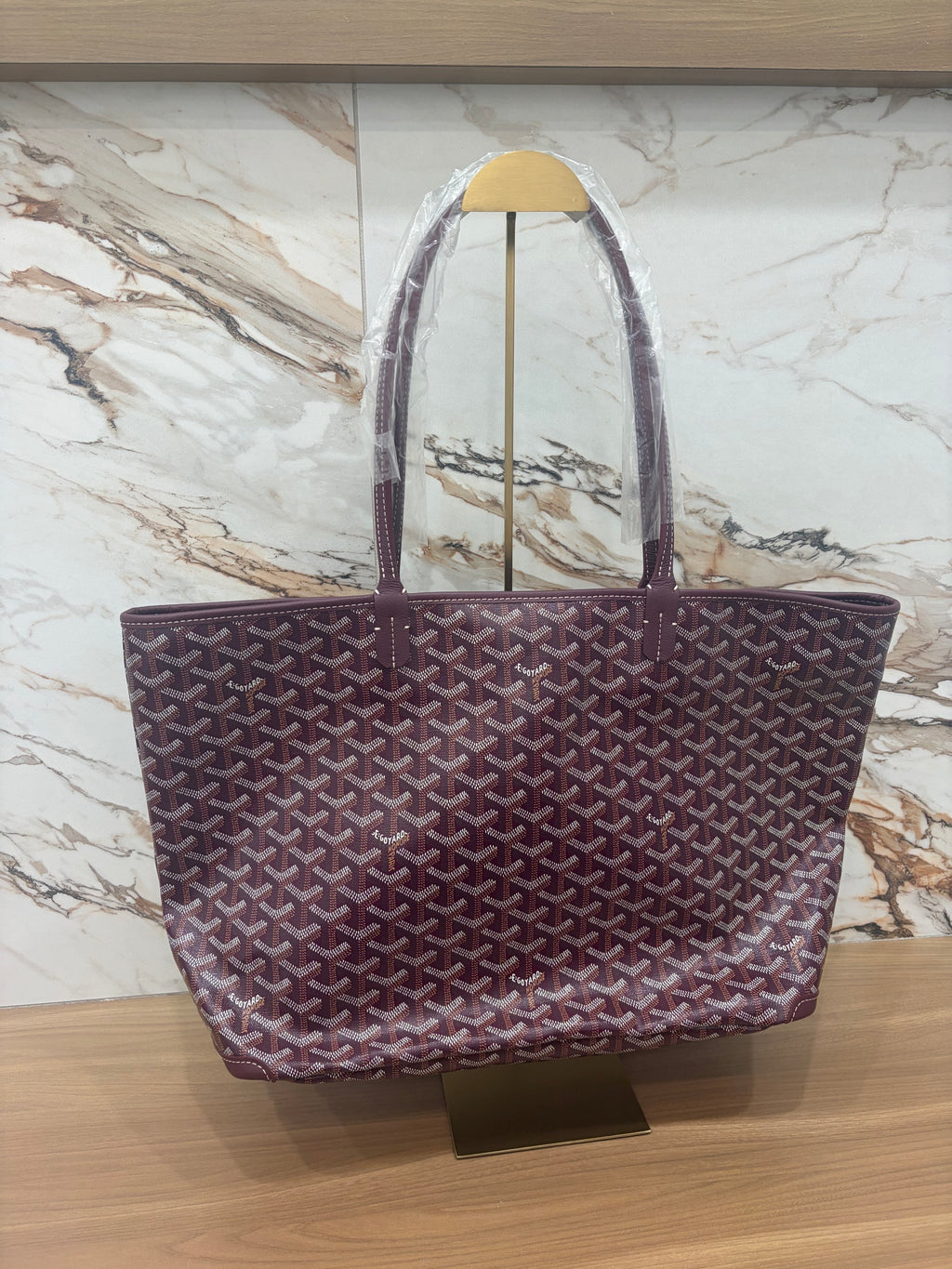 N/A Goyard Artois MM Burgundy