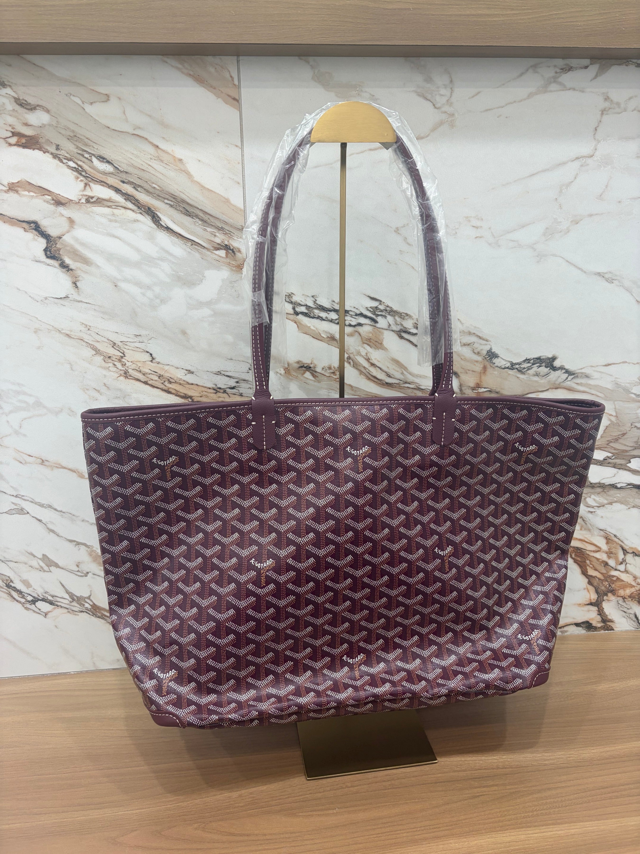N/A Goyard Artois MM Burgundy