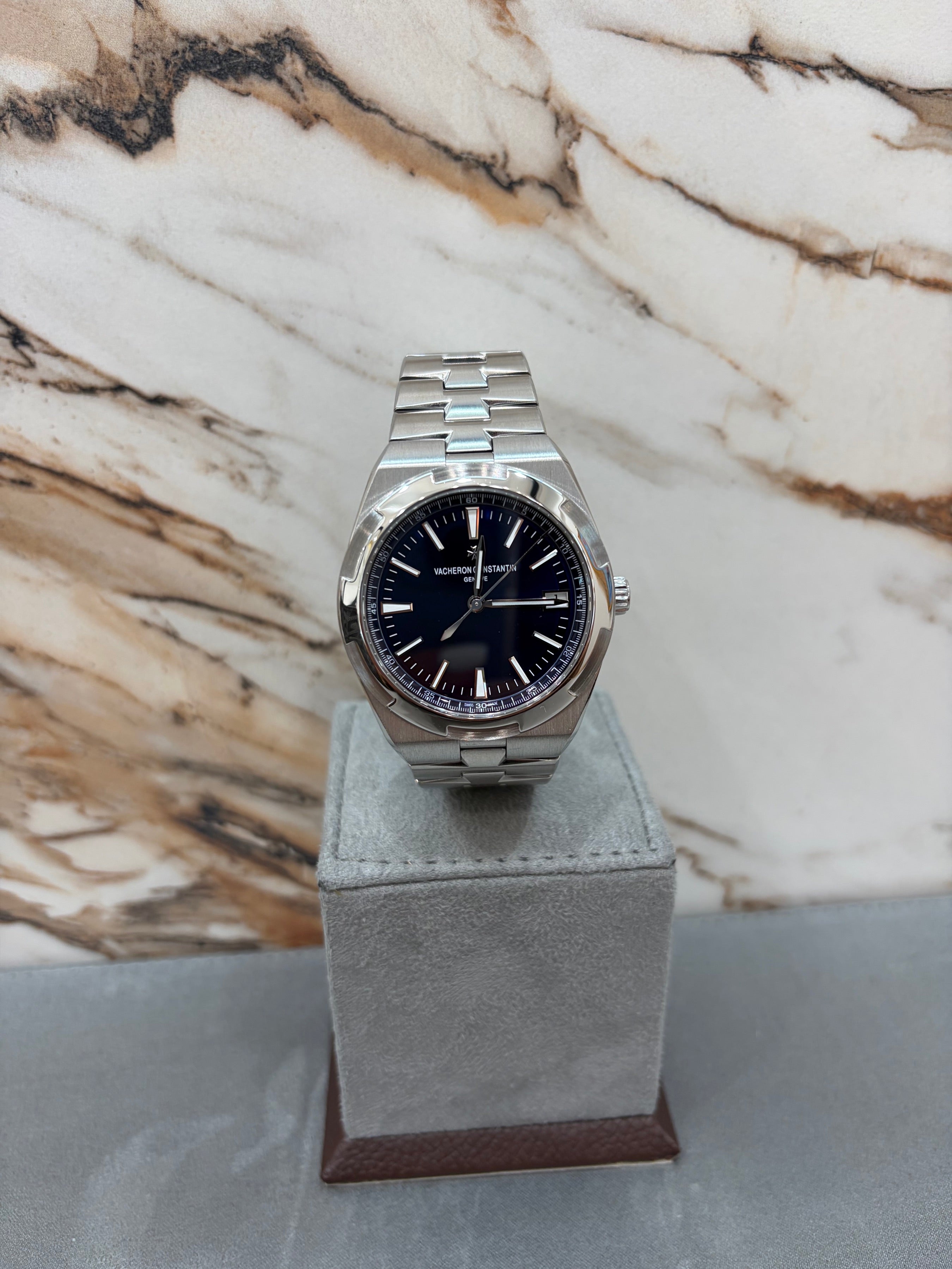 Vacheron Constantin OVERSEAS STEEL
