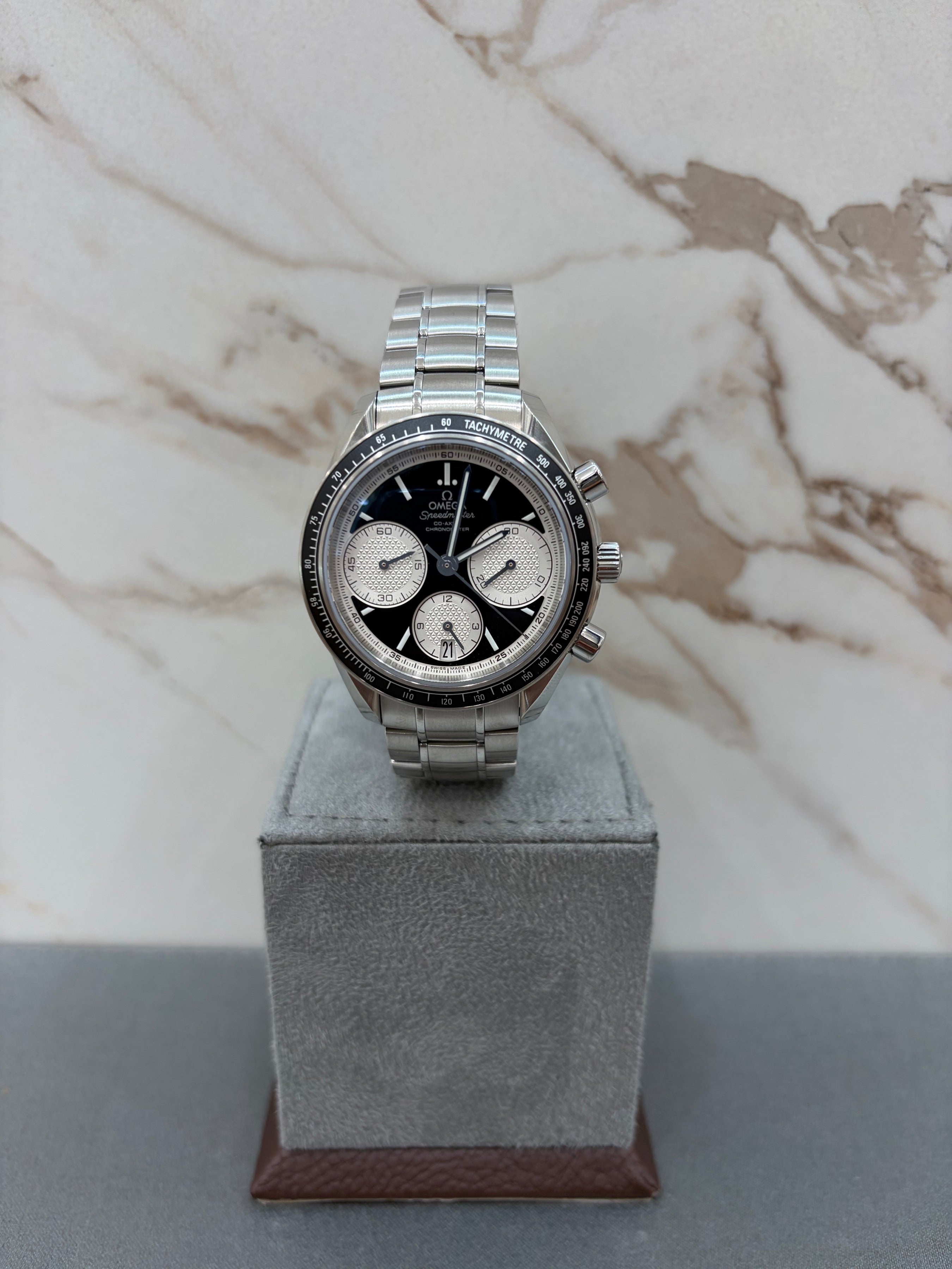 Omega Speedmaster Racing