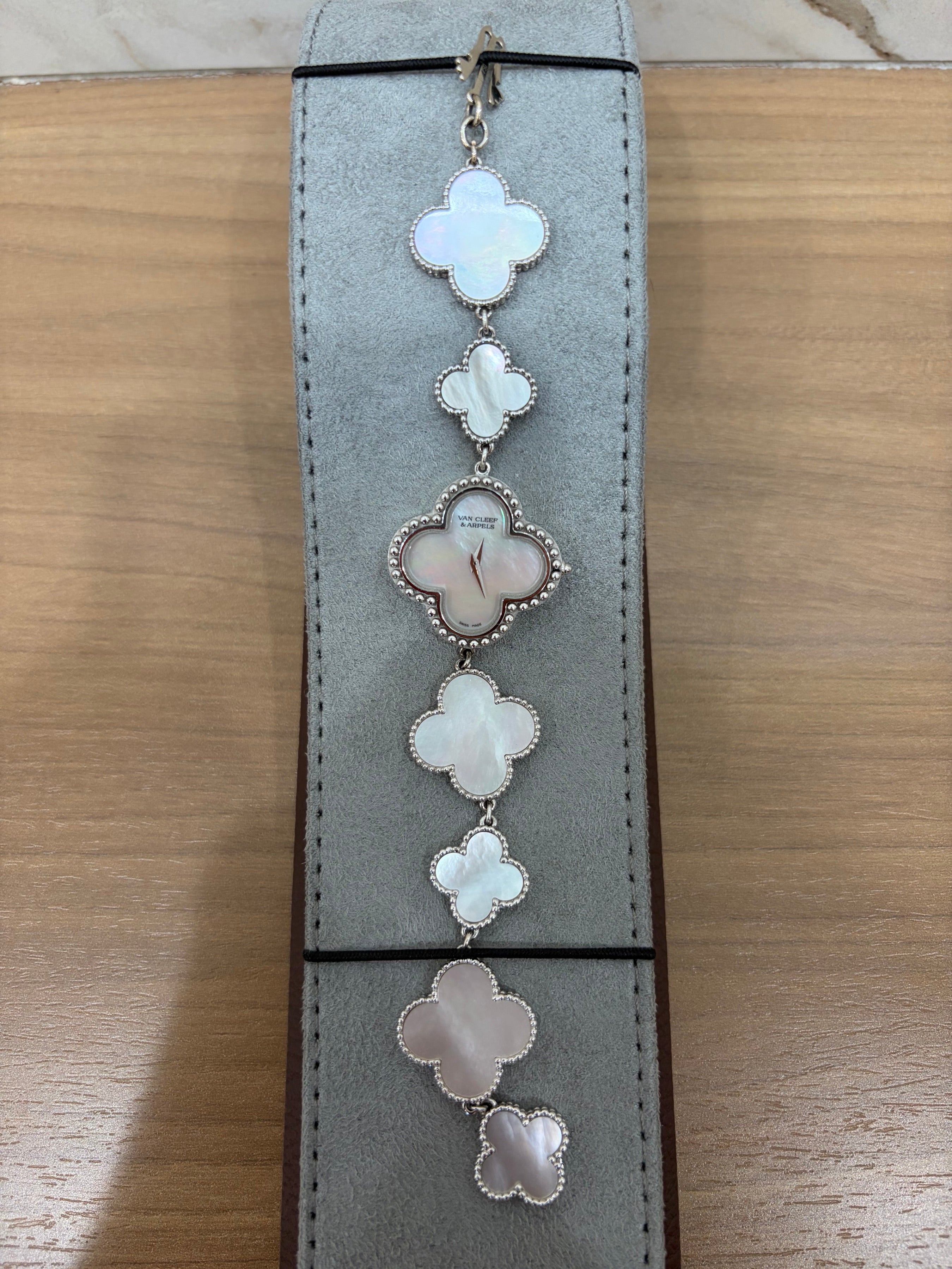 VAN CLEEF & ARPELS LADIES VINTAGE