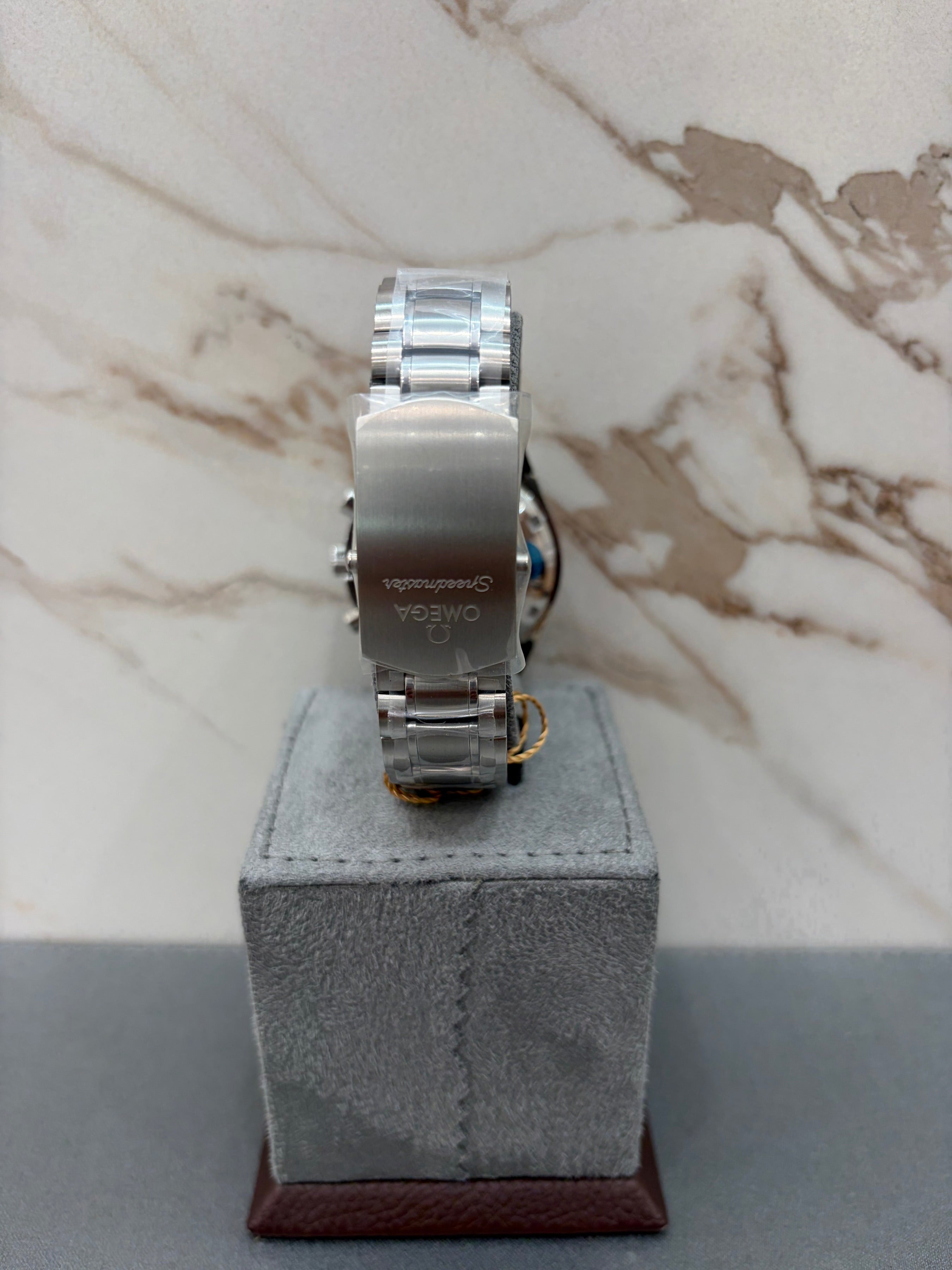 Omega Speedmaster Racing