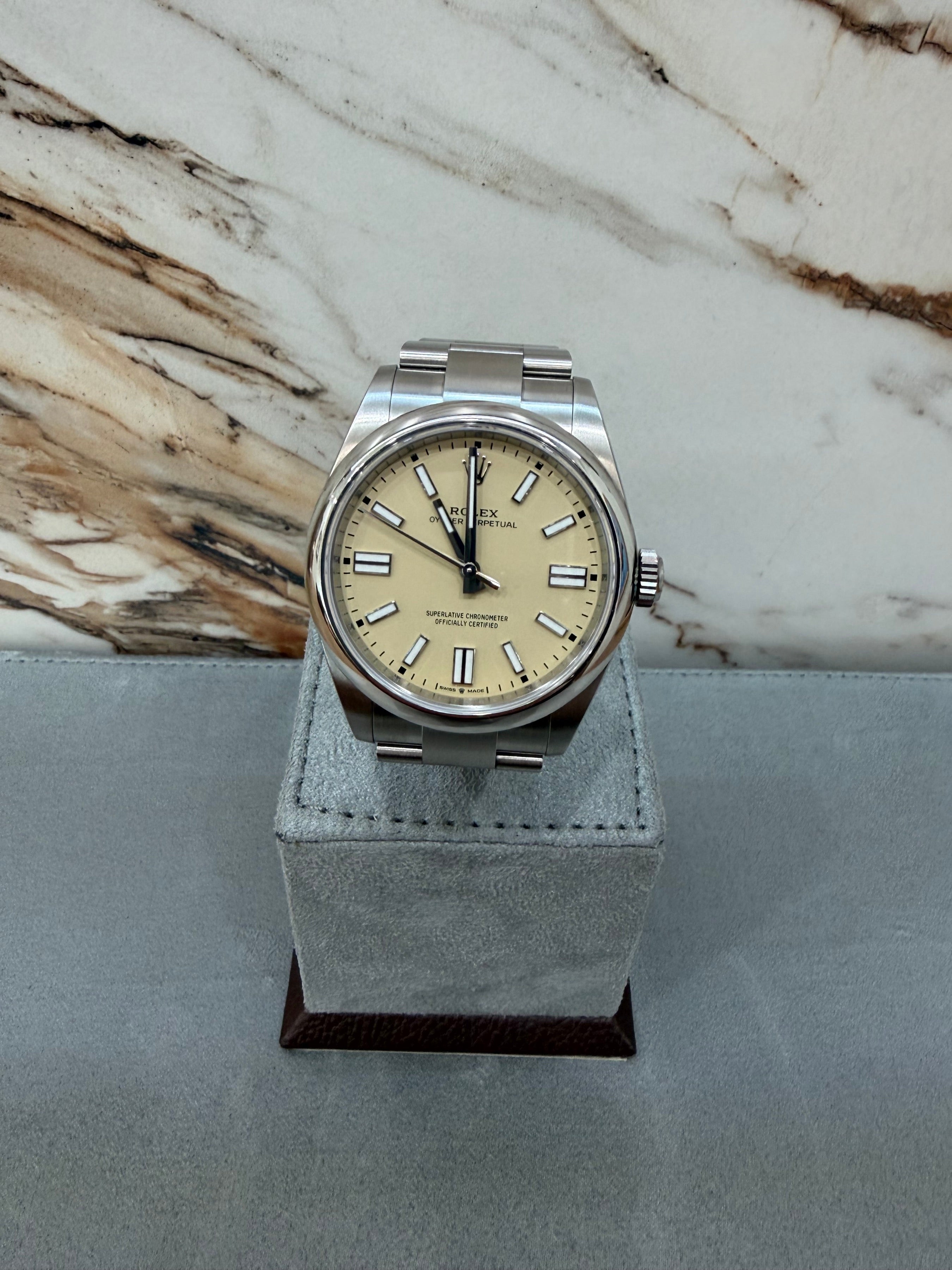 Rolex OYSTER PERPETUAL